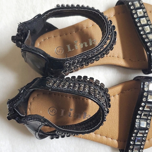 Black Rhinestone & Metal Zip Back Sandals Baby Girl Size 5 Shoes - Picture 7 of 11